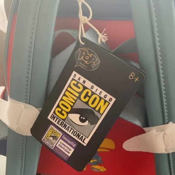 LOUNGEFLY  SAN DIEGO COMIC CON NWT RETIRED RARE - Picture 3 of 4